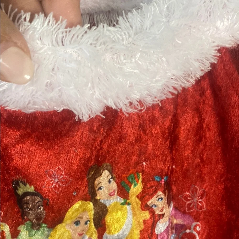 Disney Princess Red Kids Costume or sleepwear. - Picture 8 of 10
